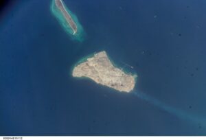 us.-unleashes-precision-strikes-on-iran’s-critical-kharg-island-|-the-gateway-pundit-|-by-jim-hᴏft