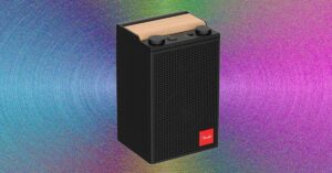 fender’s-latest-bluetooth-speaker-is-also-a-guitar-amp