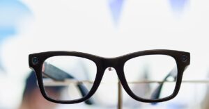 meta-is-warned-that-facial-recognition-glasses-will-arm-sexual-predators