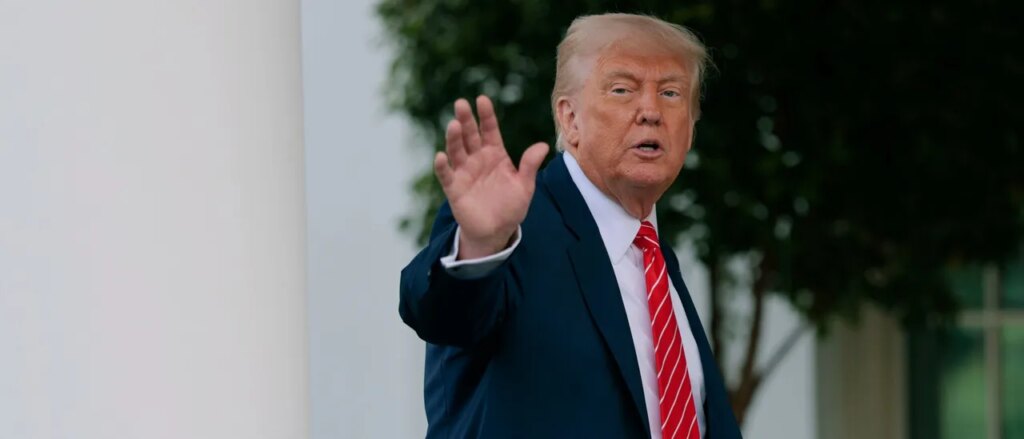 conservatives-blast-trump-for-christ-like-image,-losing-his-mind-over-pope