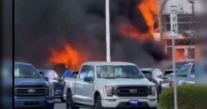 semi-truck-plows-into-utah-car-dealership-causing-huge-blaze-|-the-gateway-pundit-|-by-anthony-scott