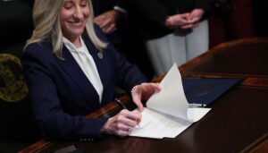 conservative-virginia’s-last-stand-against-dc-‘burbs-on-redistricting