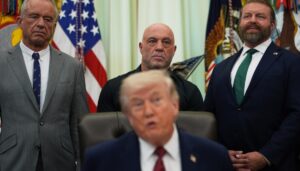 trump-signs-order-boosting-psychedelic-drugs-for-ptsd-with-rogan-looking-on