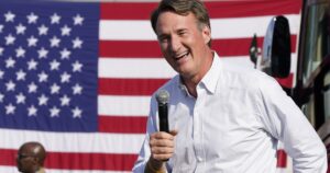 virginia-democrats-aren’t-campaigning-against-youngkin-ahead-of-tuesday-elections