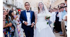 the-jewish-wartime-wedding-in-israel-that-defied-hamas-terrorism