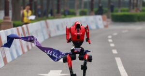 a-humanoid-robot-set-a-half-marathon-record-in-china
