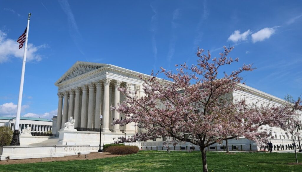 high-court-mulls-whether-officers-can-deny-criminal-legal-immigrants-us-entry