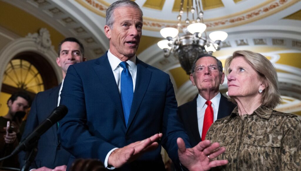 senate-adopts-resolution-to-fund-ice-and-cbp-in-late-night-‘vote-a-rama’