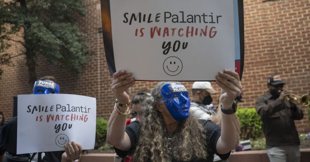 palantir-employees-are-starting-to-wonder-if-they’re-the-bad-guys