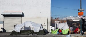 city-fines-people-for-feeding-the-homeless-without-a-permit