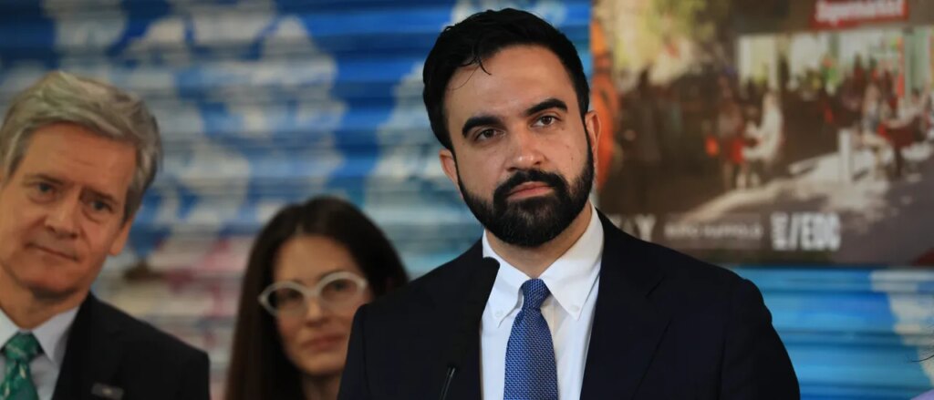 supporters-turn-on-mamdani-for-slipping-in-homeless-shelter-under-their-noses