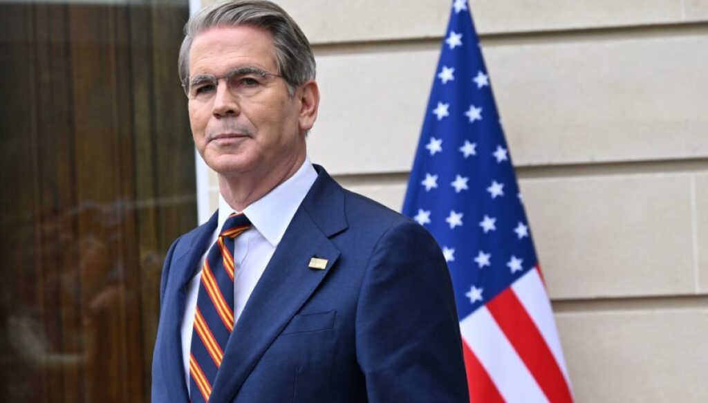 bessent-takes-running-for-office-‘off-the-table’-but-stays-open-to-fed-chairman