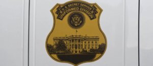 secret-service-officer-shot-amid-white-house-correspondents-dinner-shooting,-trump-says