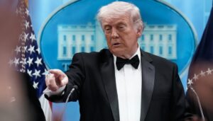 trump-strikes-defiant-tone-after-another-shooting:-‘i-can’t-be-concerned’