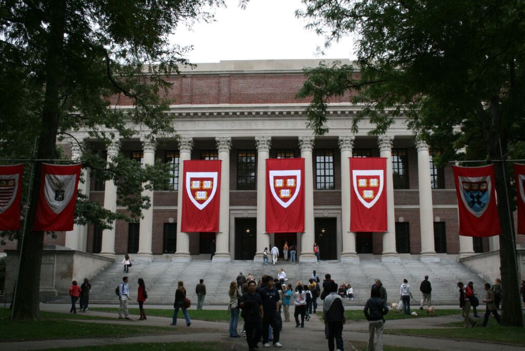 insanity:-harvard-students-call-grading-reform-racist-|-the-gateway-pundit-|-by-seth-segal