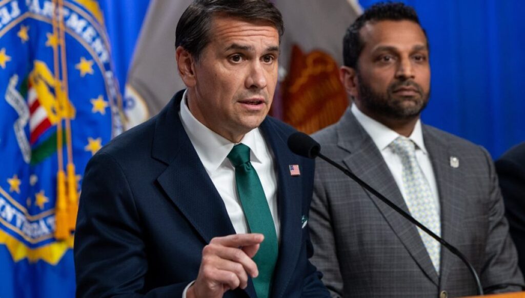 doj-rips-a-strip-of-preservation-group-over-ballroom-lawsuit:-‘tds’