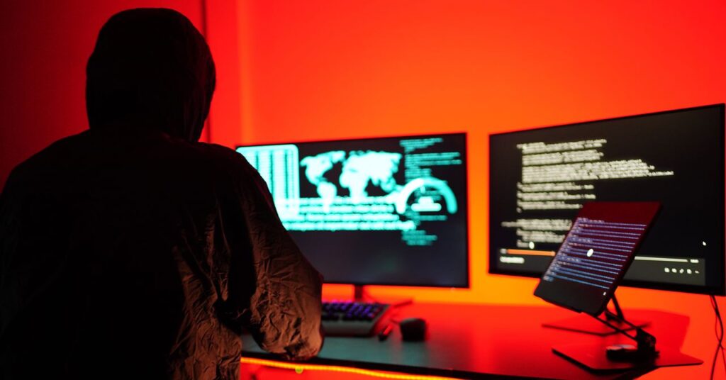 why-sharing-a-screenshot-can-get-you-jailed-in-the-uae