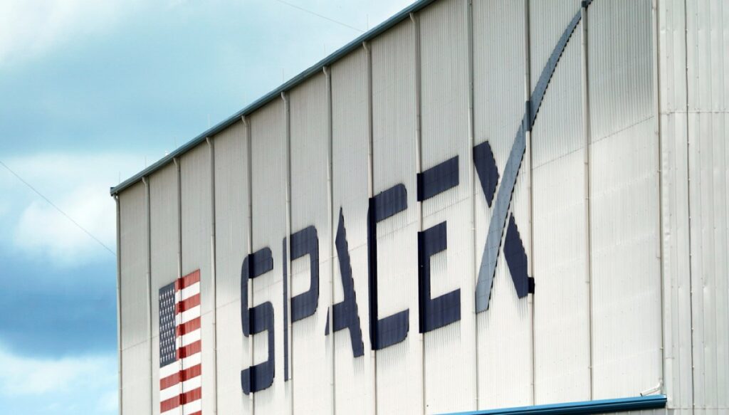 california-agency-apologizes-to-spacex-over-political-bias-in-settlement