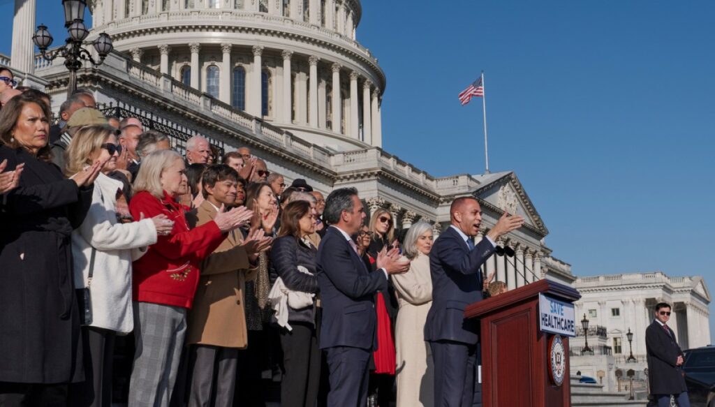 democrats-ready-to-fight-after-supreme-court-strikes-down-voting-rights-case