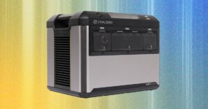 the-goal-zero-yeti-1500’s-aluminum-body-keeps-it-from-cracking-on-rough-roads
