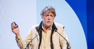 the-next-alzheimer’s-breakthrough-will-take-more-than-just-science