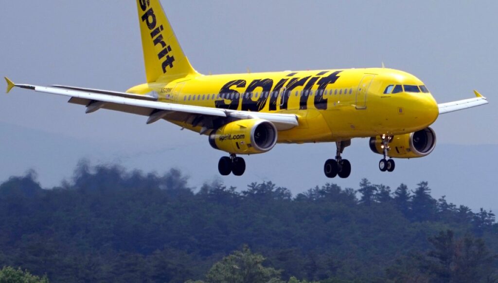 spirit-airlines-shuts-down-operations-with-all-flights-canceled-after-bailout-fails