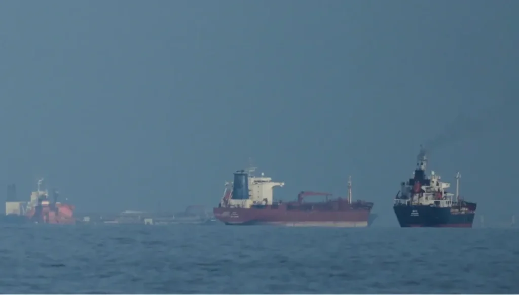 cargo-ship-reports-attack-near-strait-of-hormuz-after-latest-iran-peace-proposal