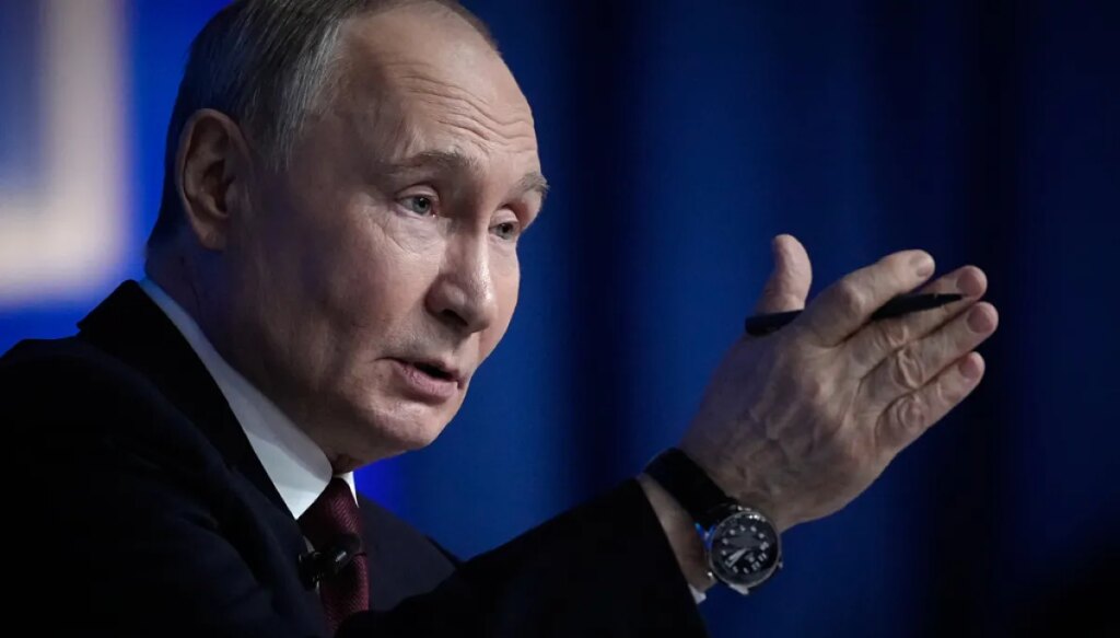 russia-tightens-putin’s-security-over-fear-of-assassination-attempts:-report