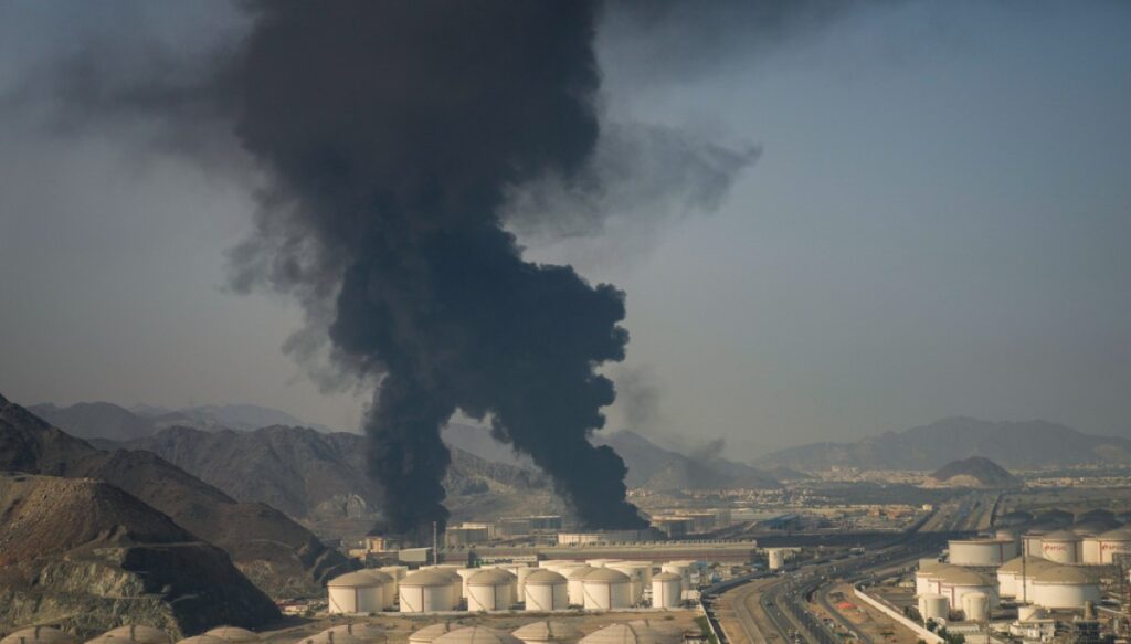 ceasefire-threatened-as-iran-launches-waves-of-missiles-and-drones-at-uae