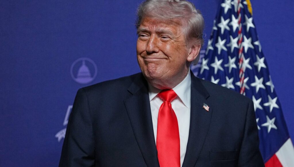 watch-live:-trump-attends-small-business-summit-at-white-house