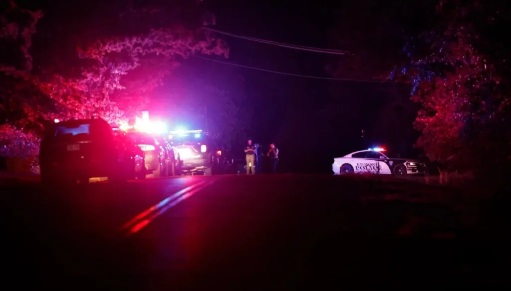 police-continue-search-for-suspects-in-oklahoma-park-shooting
