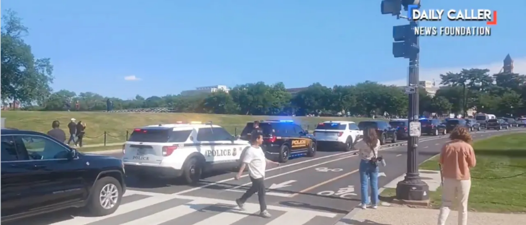 gunshots-fired-near-white-house,-national-mall