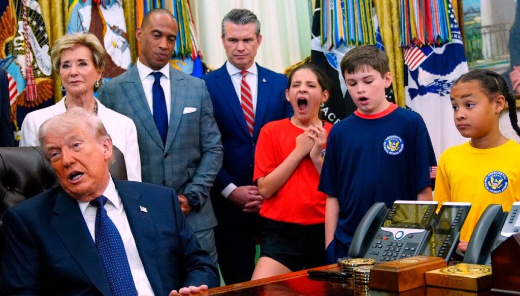trump-rants-to-children-about-war-during-youth-fitness-signing