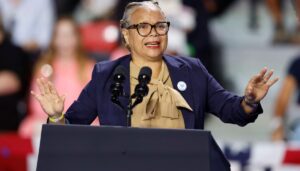 charlotte-mayor-steps-down-six-months-after-reelection
