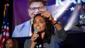 la-mayor-hopeful-nithya-raman-struggles-under-spencer-pratt-onslaught