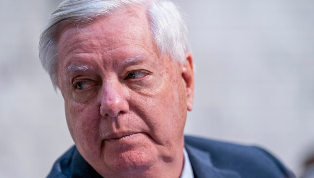 graham-urges-review-of-us-pakistan-ties-after-iranian-planes-reportedly-sheltered