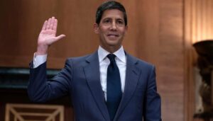 two-democrats-join-gop-to-advance-warsh-fed-nomination