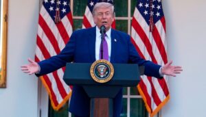 trump-says-white-house-was-‘s***-house’-before-renovations