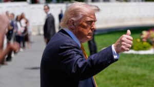 trump-says-ballroom-project-has-‘doubled’