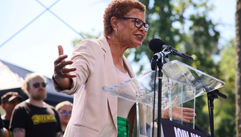 karen-bass-keeps-lead-in-la-mayoral-race-after-fiery-debate