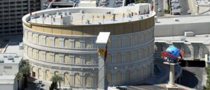 hooker-almost-beats-old-man-to-death-in-caesars-palace-hotel-room:-cops