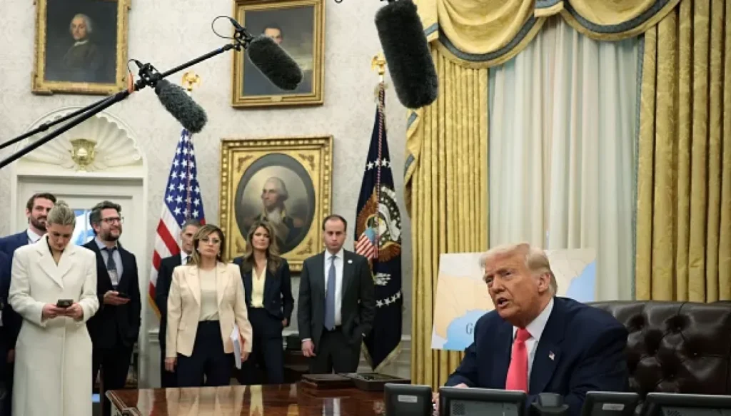 appeals-court-weighs-trump-law-firms-and-security-clearance-revocation-orders