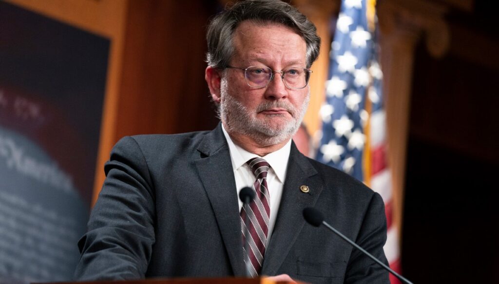 michigan-senator-concerned-about-democratic-primary-race-to-succeed-him