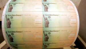 june-social-security-payment-worth-$994-goes-out-in-16-days