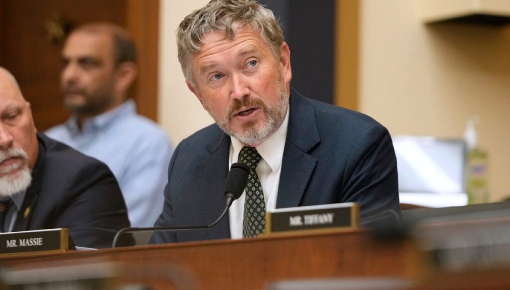 massie-bets-anti-establishment-brand-can-survive-trump-backlash