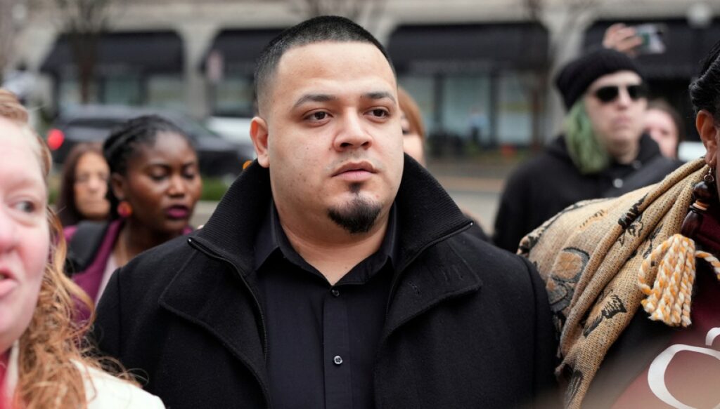 tennesse-judge-dismisses-kilmar-abrego-garcia-charges-in-blow-to-trump-doj