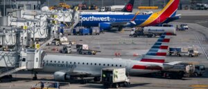 sinkhole-shuts-down-major-us-airport