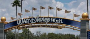disney-guests-are-apparently-pooping-on-the-ground-while-waiting-in-line-for-rides