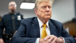 white-house-trolls-cnn-reporters-for-being-‘asleep’-on-air