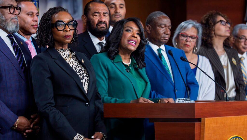 joe-concha-sounds-the-alarm-about-democrats-returning-to-power